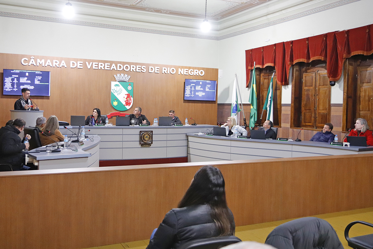 Câmara de Rio Negro reforça transparência, aprova projetos e valoriza ações sociais em sessão ordinária