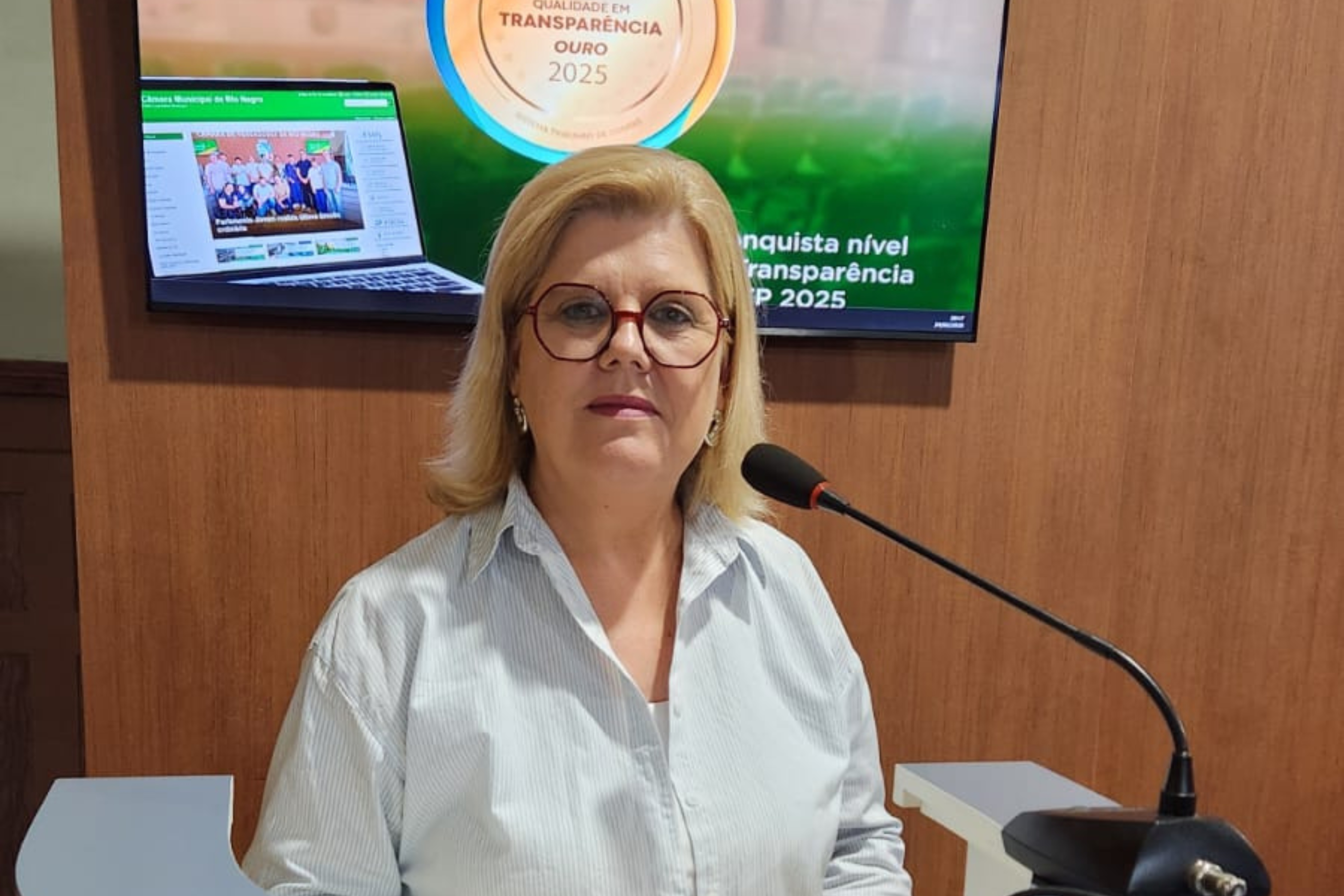 Procuradora da Mulher utiliza tribuna para reforçar combate à violência e marcar os 94 anos do voto feminino
