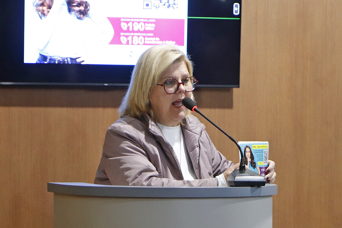 Procuradoria da Mulher da Câmara de Rio Negro lança campanha de combate à violência contra a mulher no Agosto Lilás