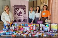 Procuradoria da Mulher entrega mais de 150 itens de higiene à Casa Tambo