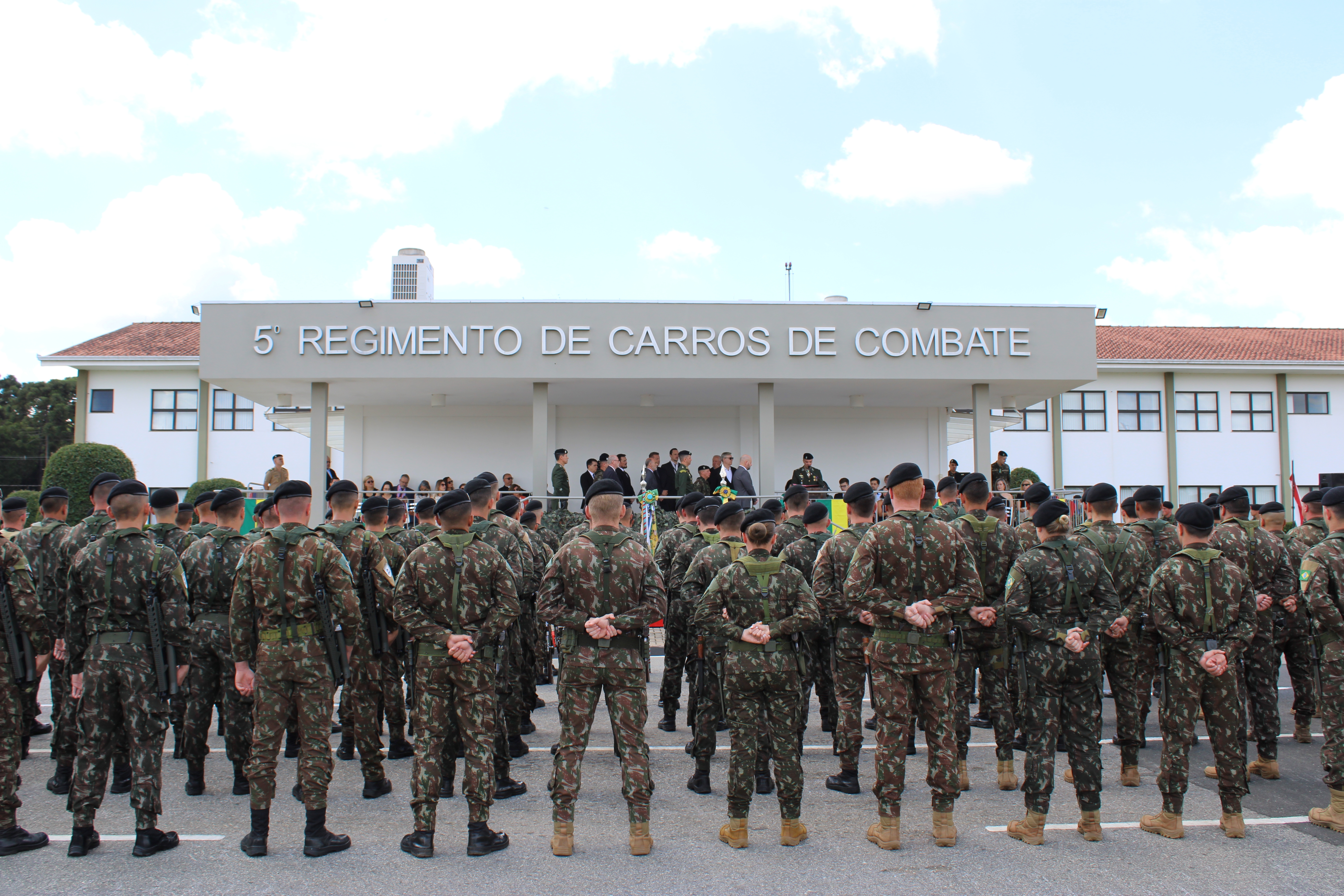 Rio Negro recebe novo comandante do 5º RCC