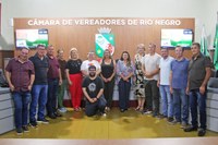 Tribuna Livre da Câmara de Rio Negro destaca ações do Abril Azul e conscientização sobre o autismo