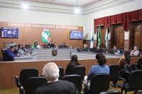 Vereadores de Rio Negro debatem projetos, cobram esclarecimentos sobre obras e apresentam 14 novas indicações em sessão ordinária