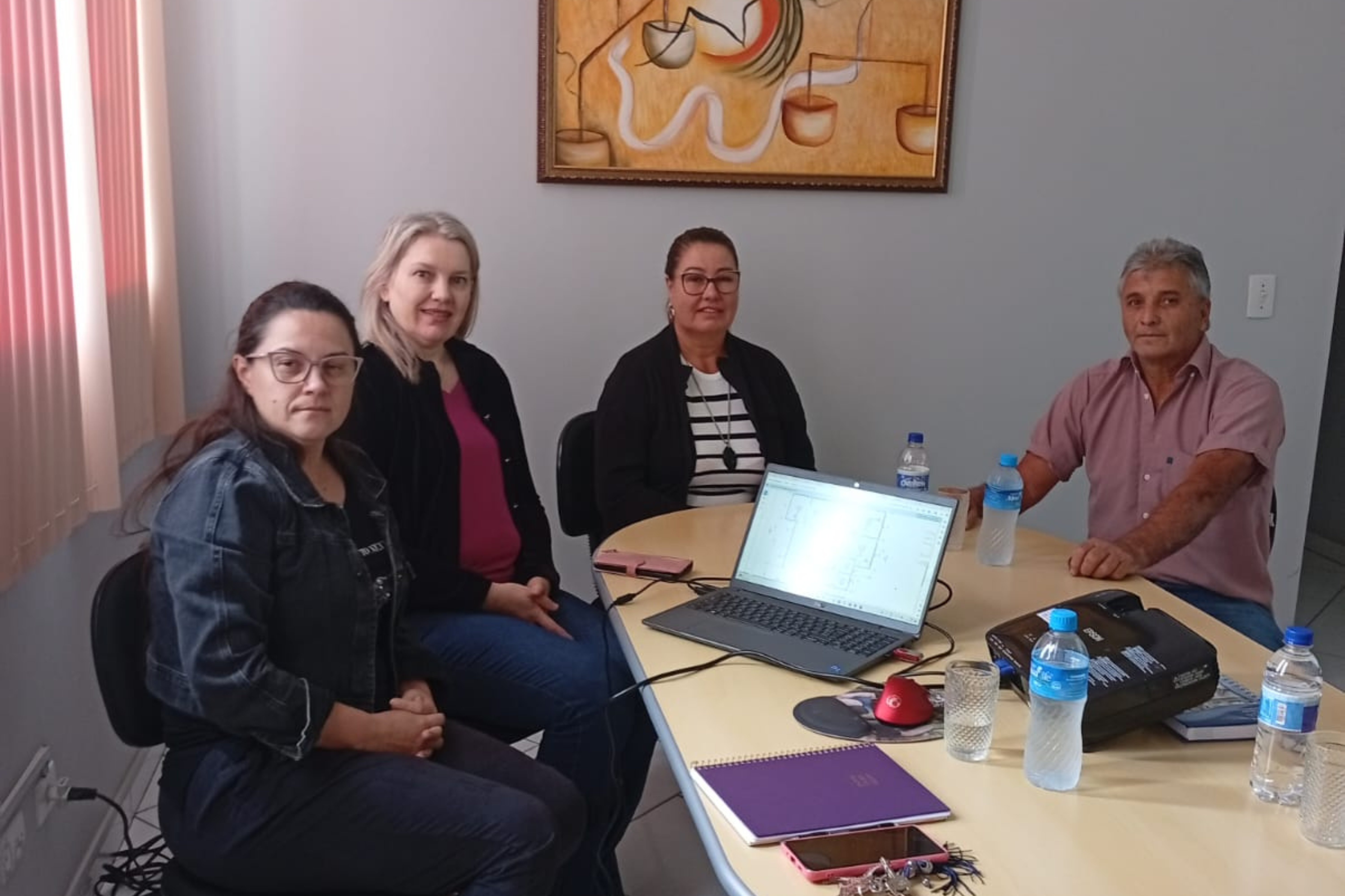 Vereadores participam de reunião sobre destino de emenda impositiva